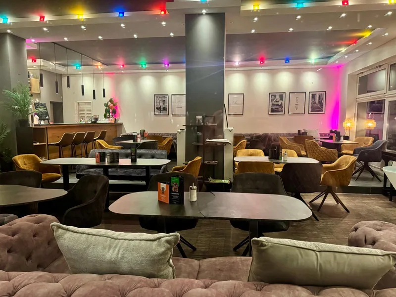 Café D'Art Impression 6